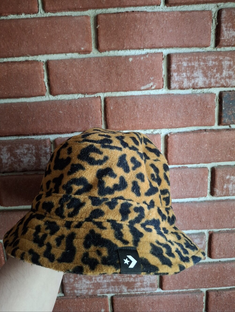 Converse Leopard Print Bucket Hat - Tan & Black